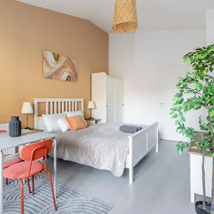 Rustic By Lh Apartment Budapest