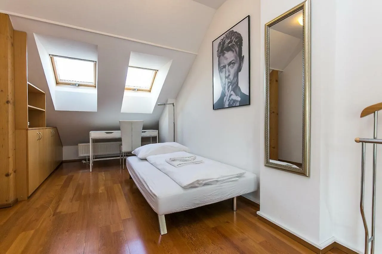 Attic Apartment By Wenceslas Square Prague